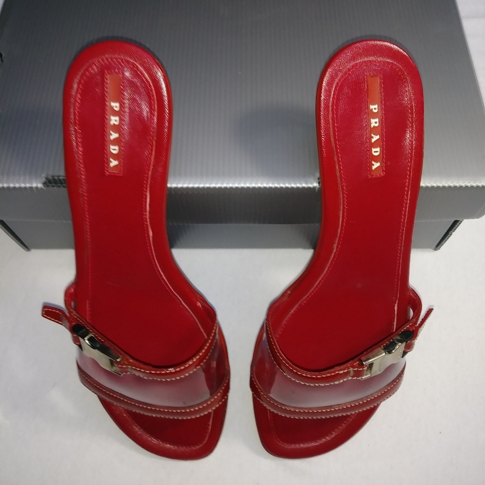 Prada red leather open-toe heeled sandals size 9 - Picture 4 of 4